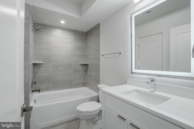 2107 GREENWICH ST, Falls Church, VA 22043