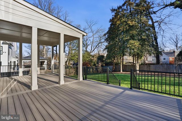 2107 GREENWICH ST, Falls Church, VA 22043