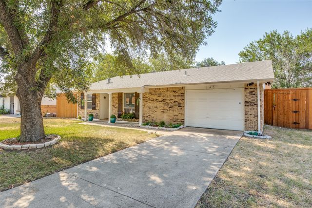 1300 Pioneer Lane, Plano, TX 75023