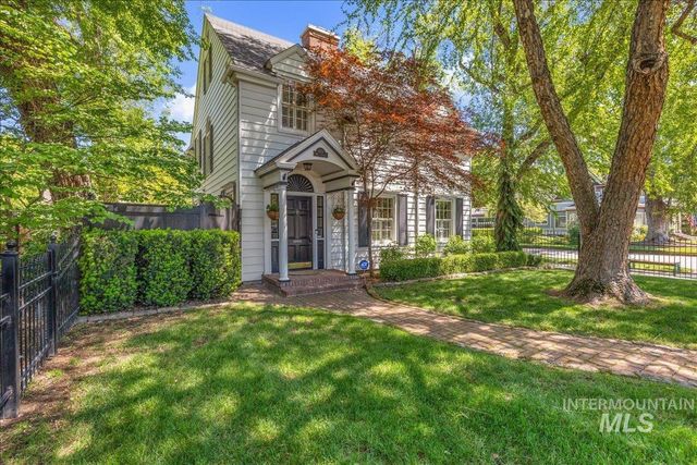 1424 E Warm Springs Ave, Boise, ID 83712