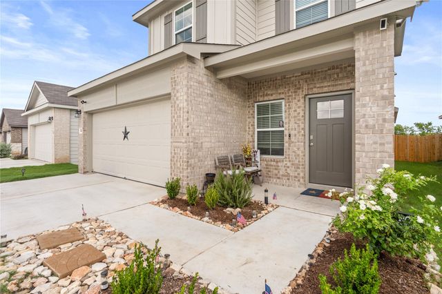 143 Santa Rosa LN, Buda, TX 78610