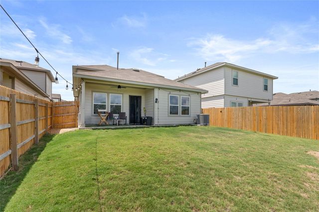 143 Santa Rosa LN, Buda, TX 78610