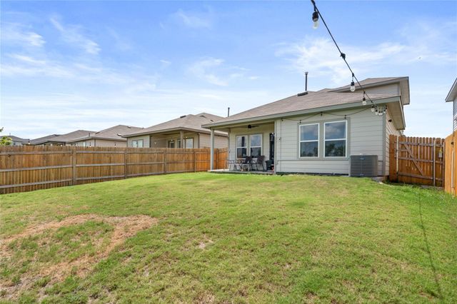 143 Santa Rosa LN, Buda, TX 78610