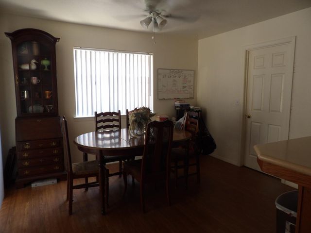 1288 E Loma Linda Avenue, Fresno, CA 93720