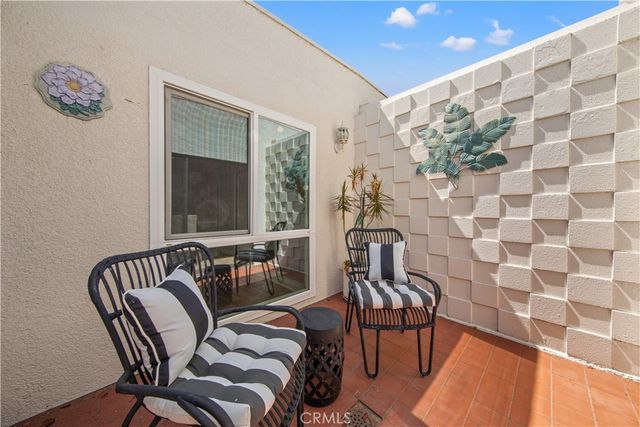 2053 Via Mariposa E. D, Laguna Woods, CA 92673