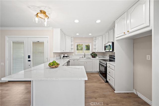 2053 Via Mariposa E. D, Laguna Woods, CA 92673