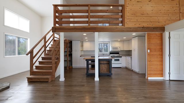 509 Derby Road, Eagle Point, OR 97524