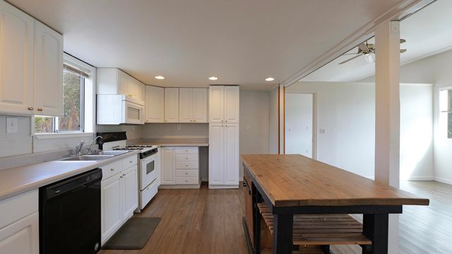 509 Derby Road, Eagle Point, OR 97524