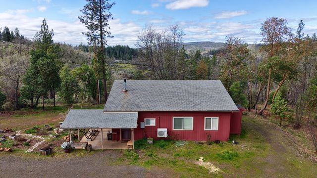 509 Derby Road, Eagle Point, OR 97524