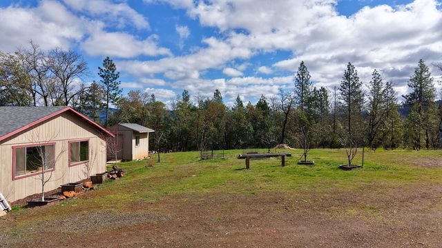 509 Derby Road, Eagle Point, OR 97524