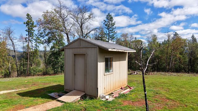 509 Derby Road, Eagle Point, OR 97524