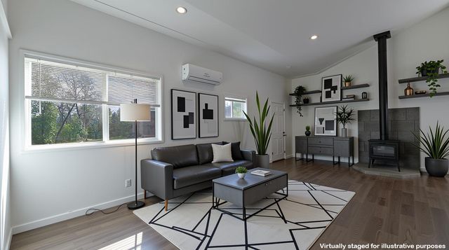 509 Derby Road, Eagle Point, OR 97524