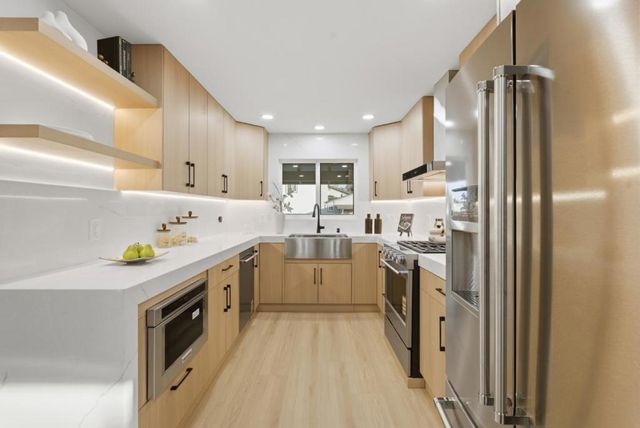 1497 Meadow Glen Way, San Jose, CA 95121