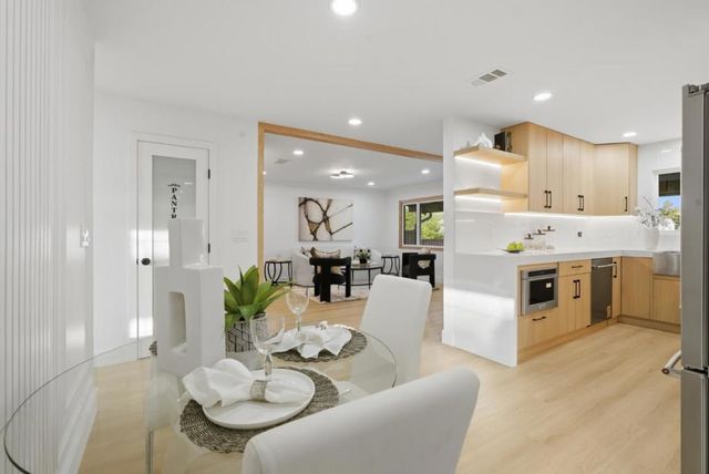 1497 Meadow Glen Way, San Jose, CA 95121