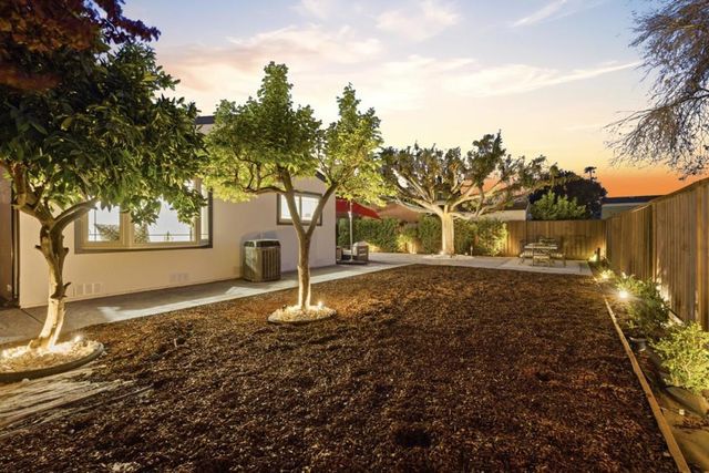 1497 Meadow Glen Way, San Jose, CA 95121