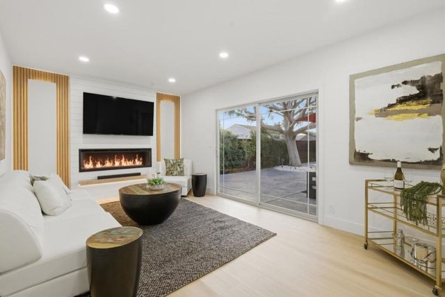 1497 Meadow Glen Way, San Jose, CA 95121