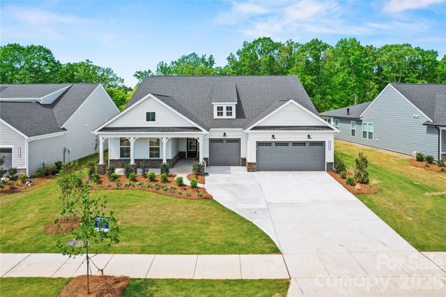 2735 Peak Court, Belmont, NC 28012