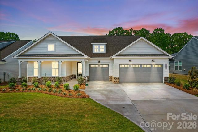 2735 Peak Court, Belmont, NC 28012