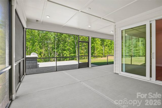 2735 Peak Court, Belmont, NC 28012