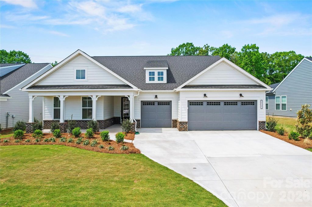 2735 Peak Court, Belmont, NC 28012