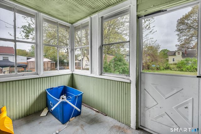 128-130 Sisson Street 2, East Hartford, CT 06118