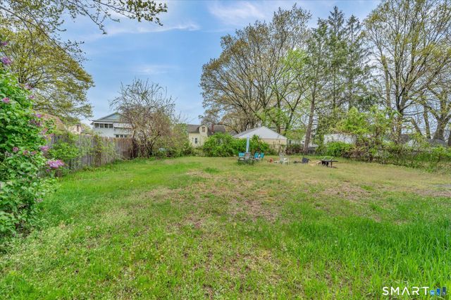 128-130 Sisson Street 2, East Hartford, CT 06118