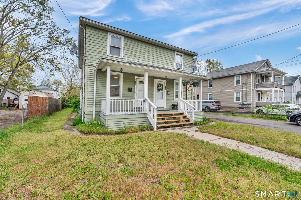 128-130 Sisson Street 2, East Hartford, CT 06118