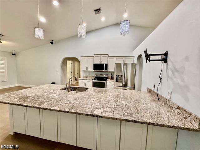 711 Sawyer ST, Lehigh Acres, FL 33974