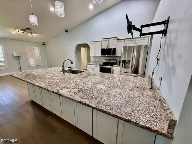 711 Sawyer ST, Lehigh Acres, FL 33974