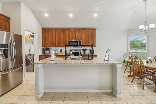 7203 Veal Station Road, Weatherford, TX 76085