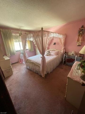 2212 Oakwood Ln, Waterford Twp., NJ 08004