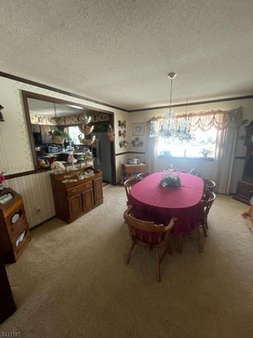 2212 Oakwood Ln, Waterford Twp., NJ 08004