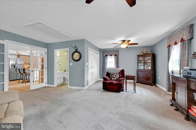 6315 BLUE FLAG AVE, Harrisburg, PA 17112