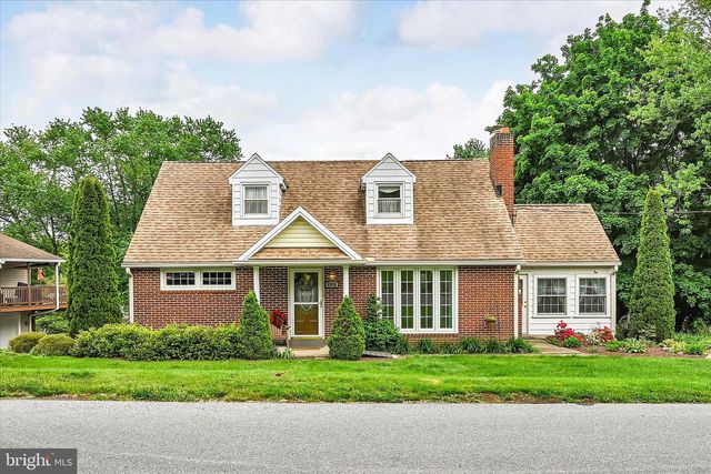 6315 BLUE FLAG AVE, Harrisburg, PA 17112