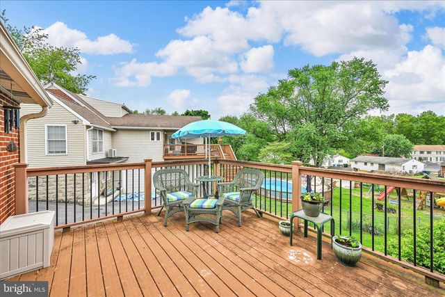 6315 BLUE FLAG AVE, Harrisburg, PA 17112