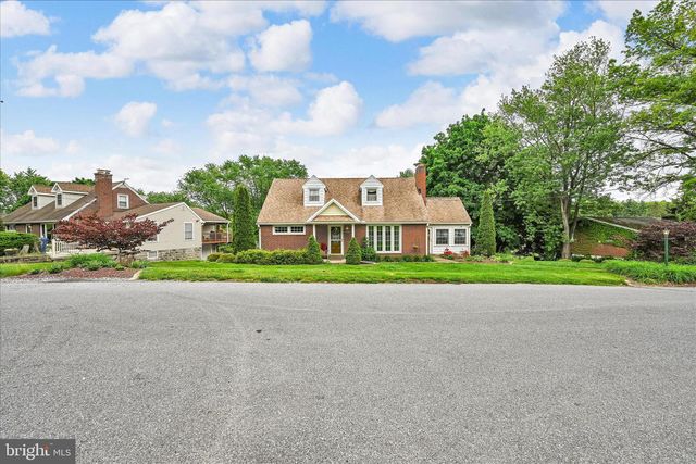 6315 BLUE FLAG AVE, Harrisburg, PA 17112