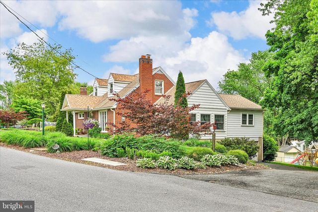6315 BLUE FLAG AVE, Harrisburg, PA 17112