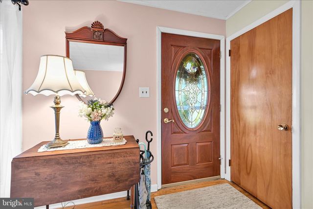 6315 BLUE FLAG AVE, Harrisburg, PA 17112