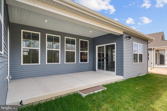 1424 RECIFE CT, Martinsburg, WV 25403