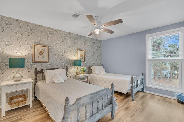 263 Sea Cloud Circle, Edisto Island, SC 29438