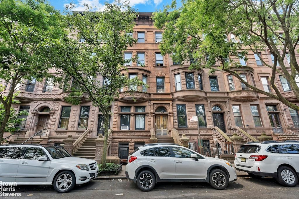 126 W 121ST Street, New York City, NY 10027