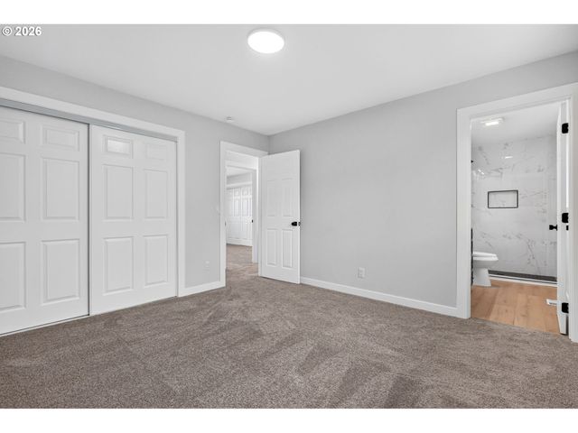 16006 Ne MORRIS Ct, Portland, OR 97230