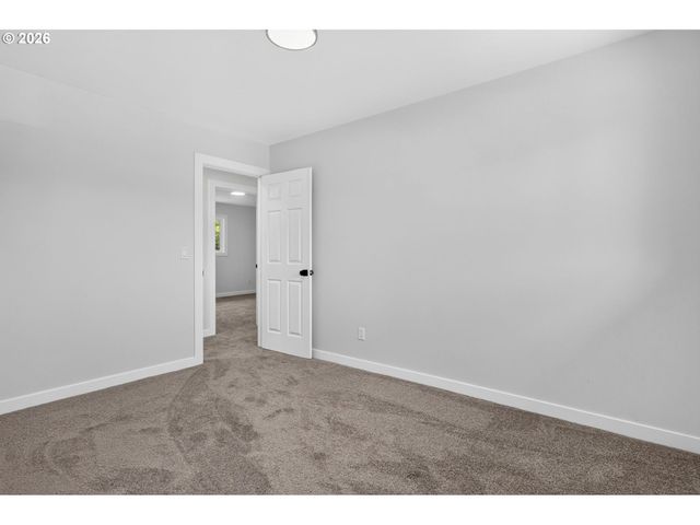 16006 Ne MORRIS Ct, Portland, OR 97230