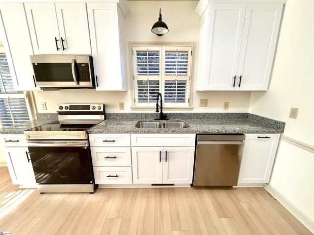 106 Plum Creek Lane, Greenville, SC 29607