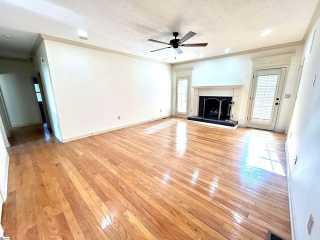 106 Plum Creek Lane, Greenville, SC 29607