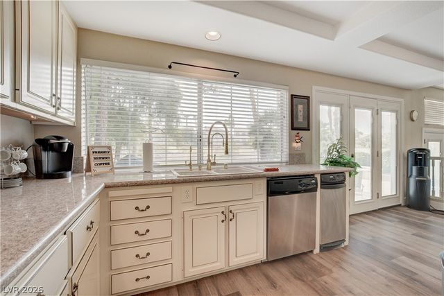 2404 Legacy Island Circle, Henderson, NV 89074