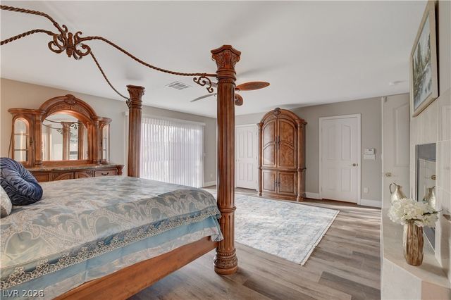 2404 Legacy Island Circle, Henderson, NV 89074