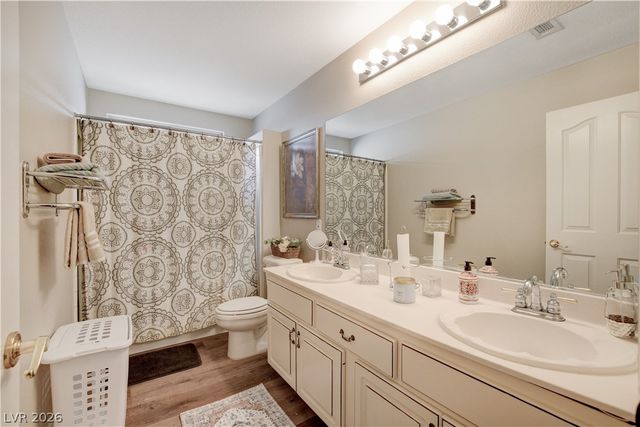 2404 Legacy Island Circle, Henderson, NV 89074