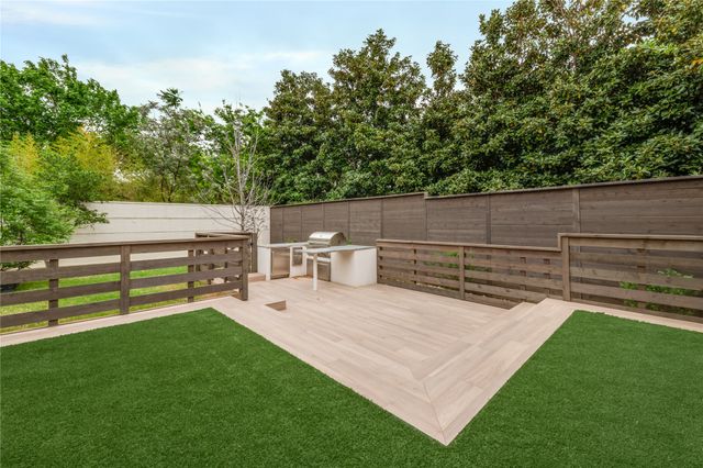 9102 Bluff Hollow Court, Dallas, TX 75220