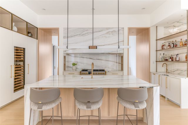 9102 Bluff Hollow Court, Dallas, TX 75220